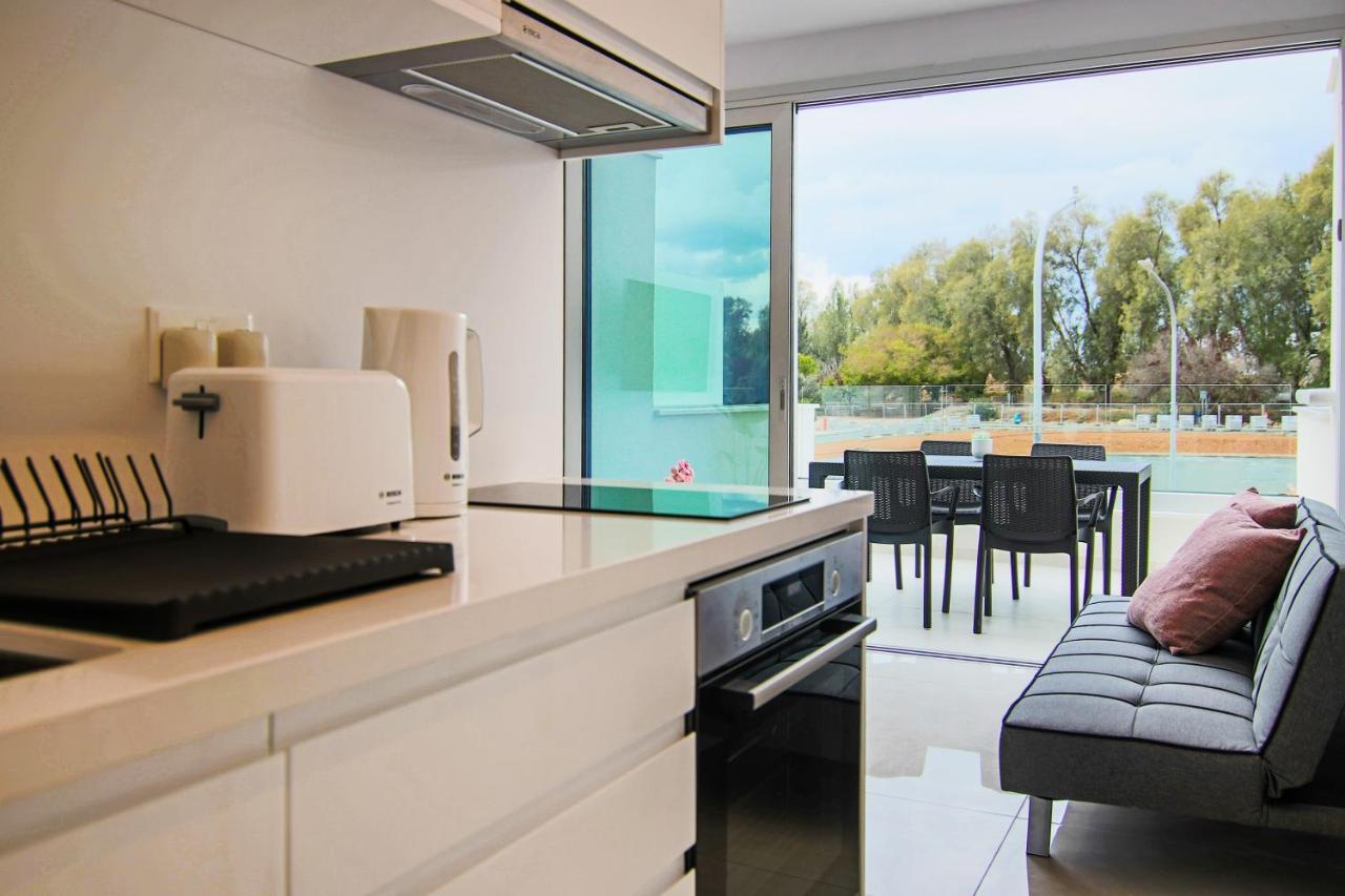 파포스 Phaedrus Living - Seaside Luxury Flat Harbour 110 아파트 외부 사진